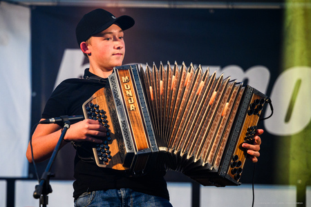 HARMONIKA (31 of 114)